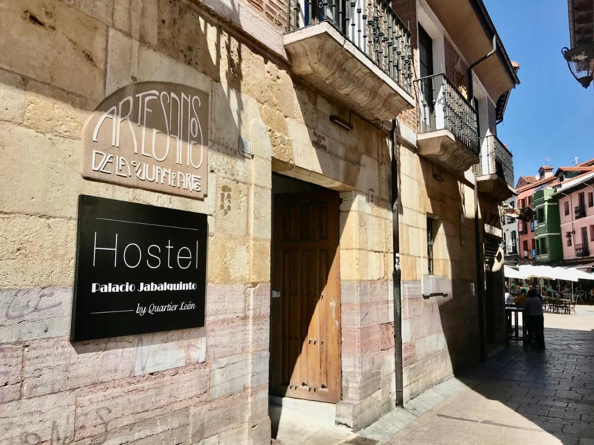 Quartier Leon Hostel Jabalquinto Exterior foto